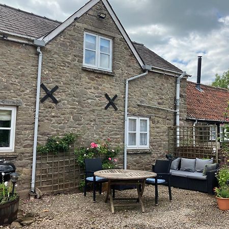 Apartamento The Bothy At Oak Farm Usk Exterior foto